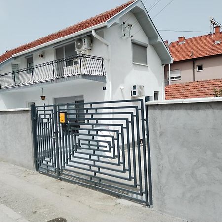 Apartmán Gostinska Kuca Leskovac  Exteriér fotografie