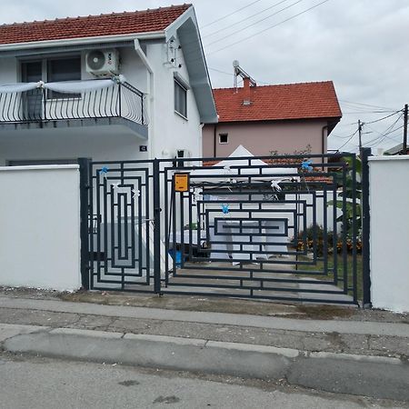 Apartmán Gostinska Kuca Leskovac  Exteriér fotografie